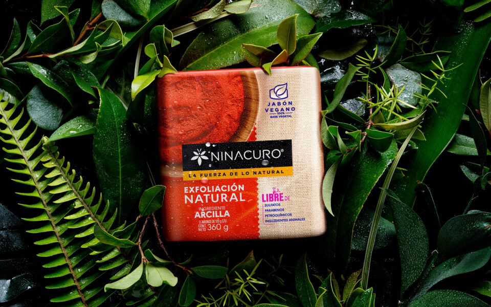 Arcilla Roja: exfoliación natural para una piel más saludable - Ninacuro