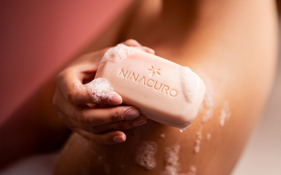 Descubre cómo los productos veganos Ninacuro cuidan tu piel - Ninacuro